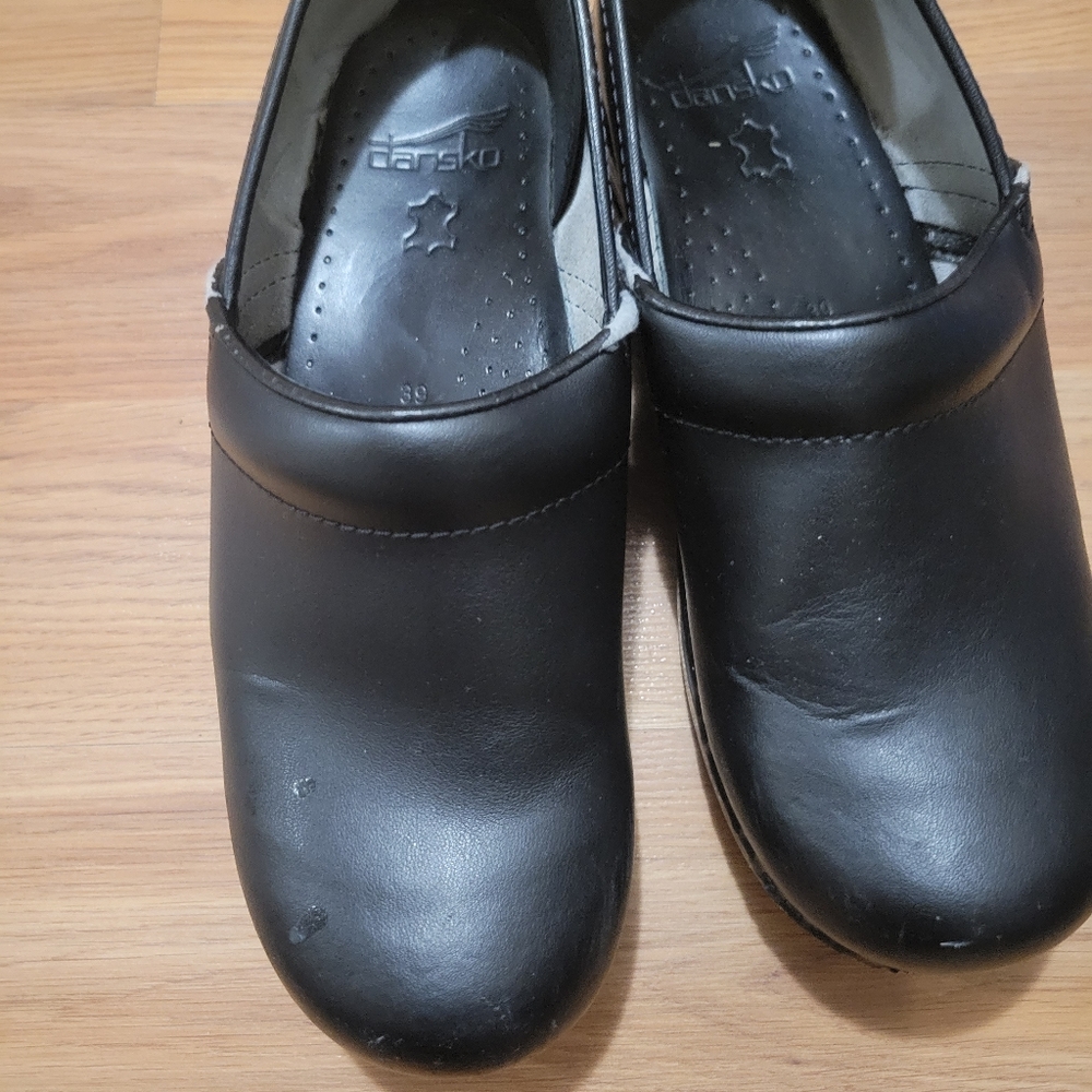 Dansko Clog Size 39 (8.5/9 Us) - image 3
